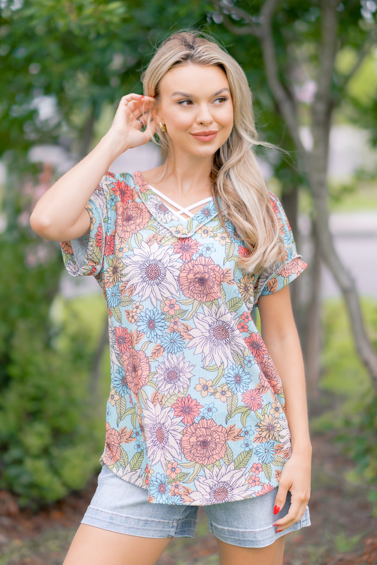 (06-18-2025) Bloomscape Tee