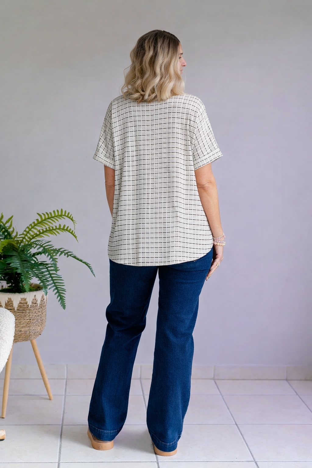 (3-11-26) Ash & Light Knit Top