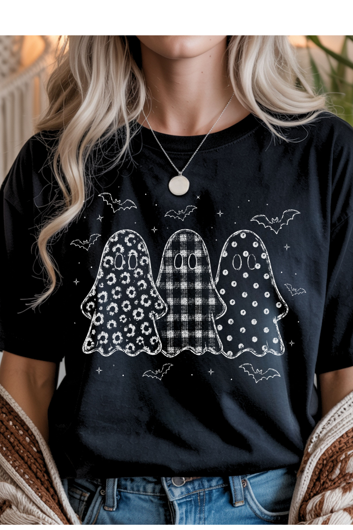 (9-14-26)Ghosts & Bats Graphic Tee