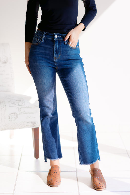 (9-24-25) Dark Roast Denim Judy Blue Flares