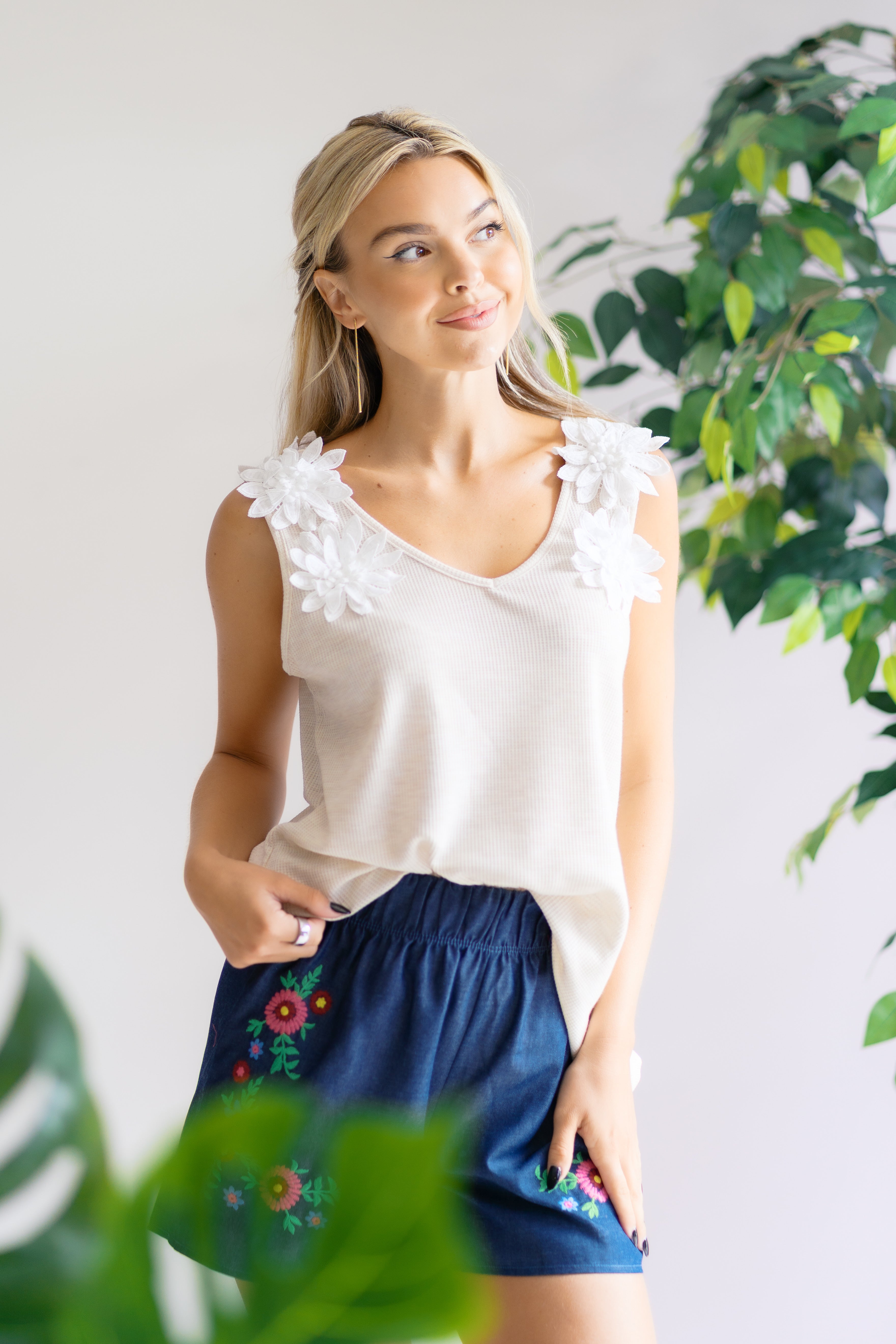 Whimsy Bloom Whimsy Bloom Sleeveless Top – Boutique Simplified