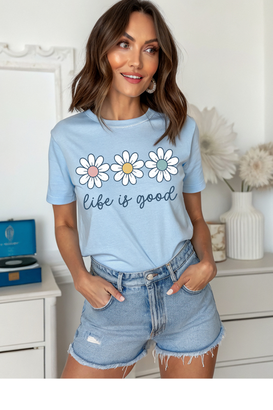 (6-22-26)Life Is Good Graphic Tee