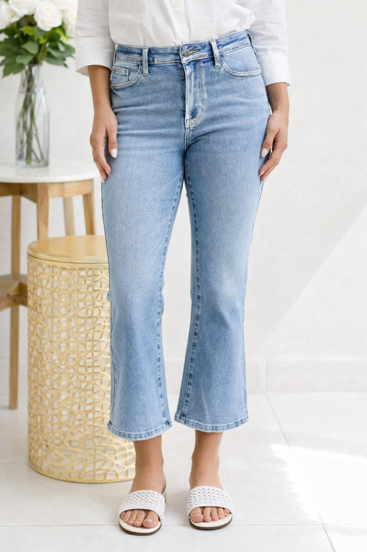 (4-29-26)Metallic Seam Mid Rise Judy Blue Flare