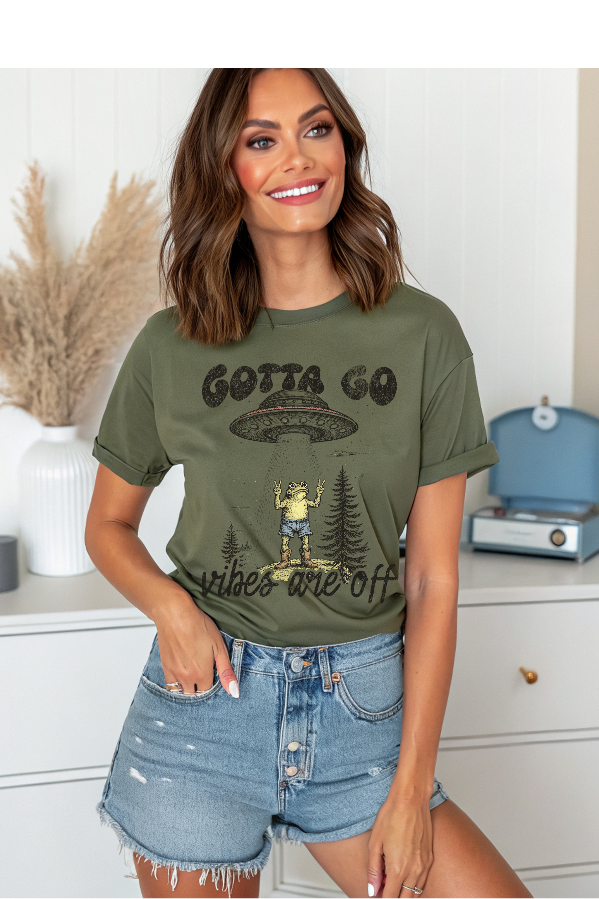 (6-15-26)Gotta Go Graphic Tee