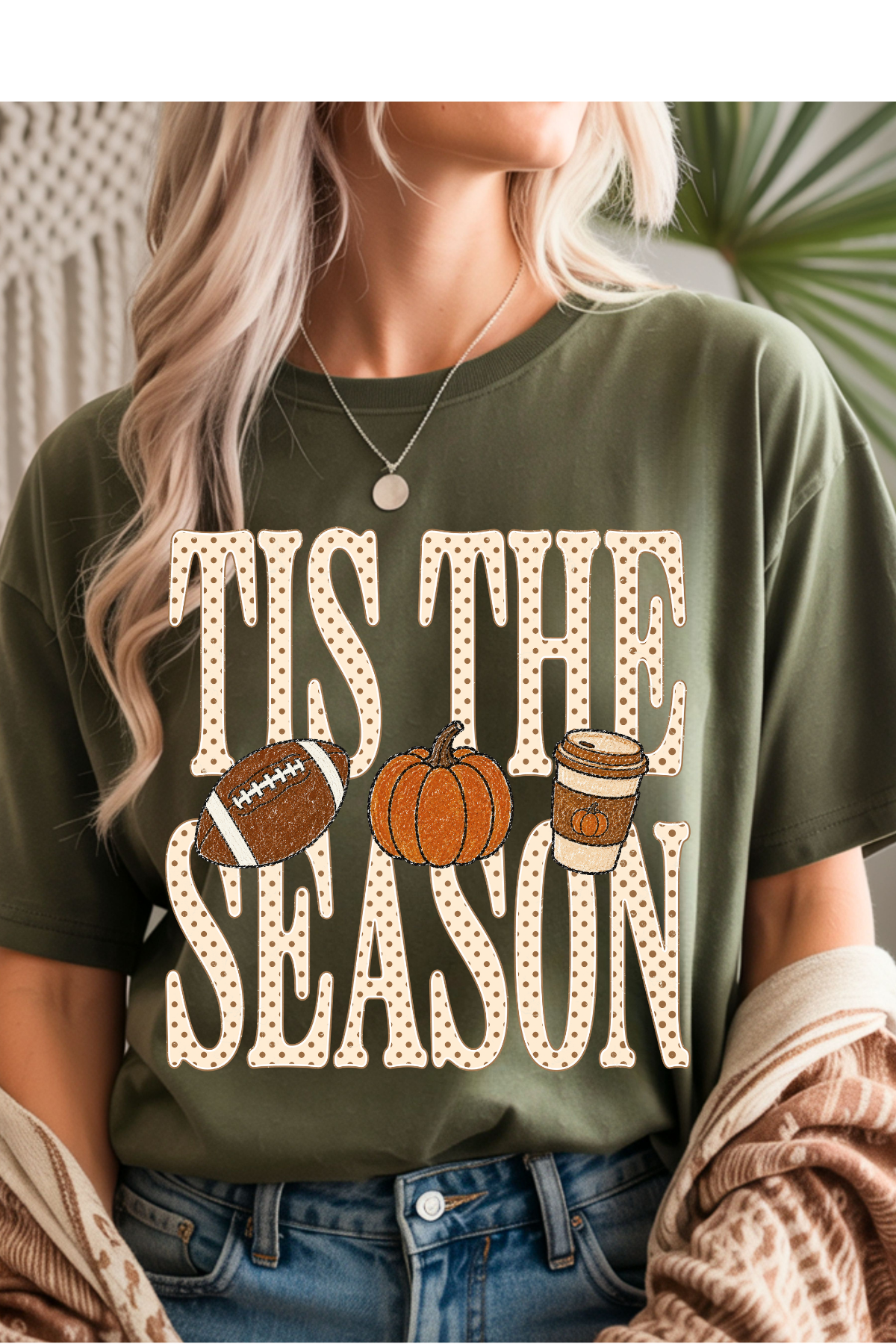 (9-21-26)Tis The Season Graphic Tee