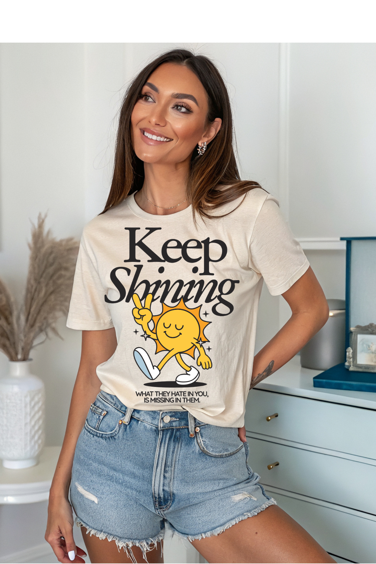 (6-15-26)Keep Shining Graphic Tee