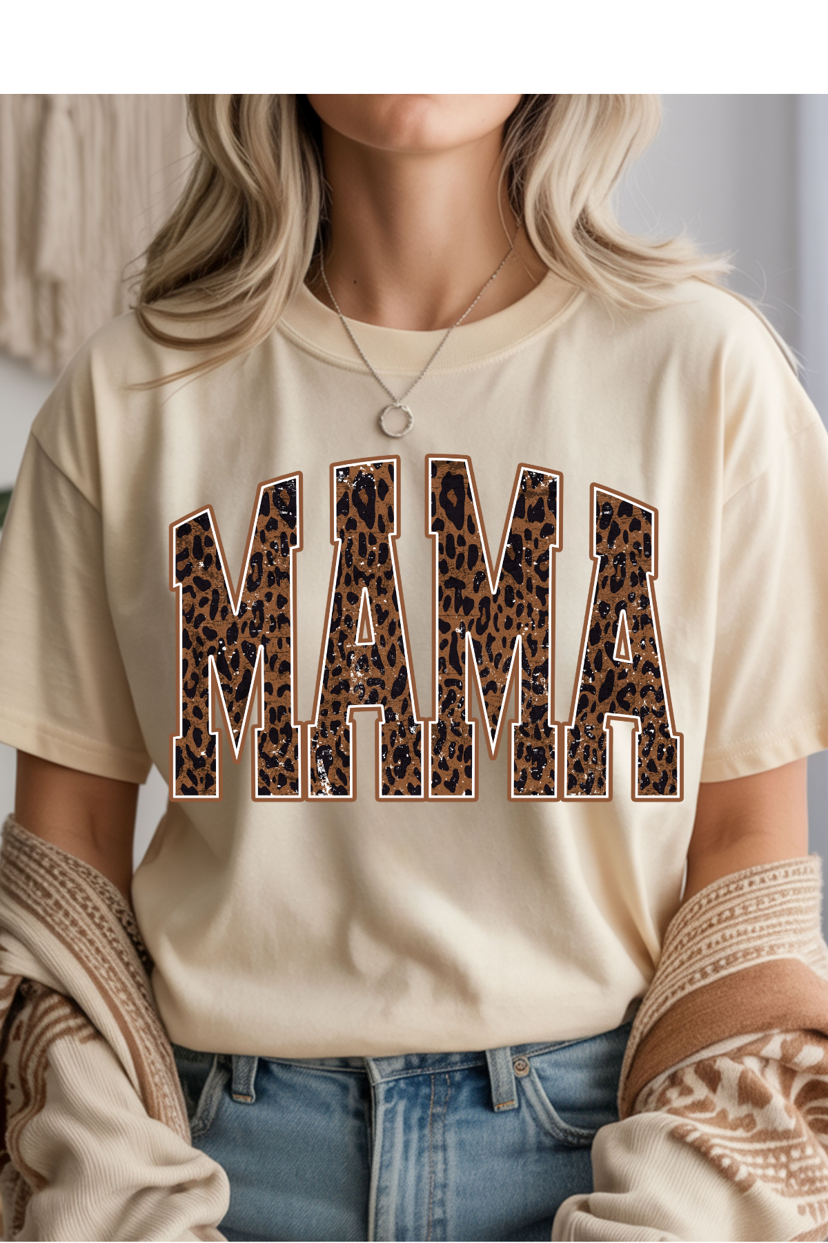 (8-10-26)Leopard Mama Graphic Tee