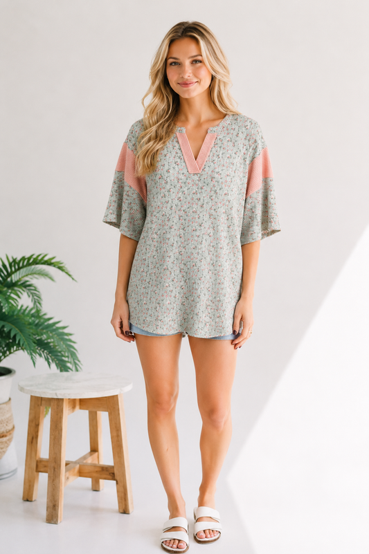(6-24-26)Petal Breeze Top