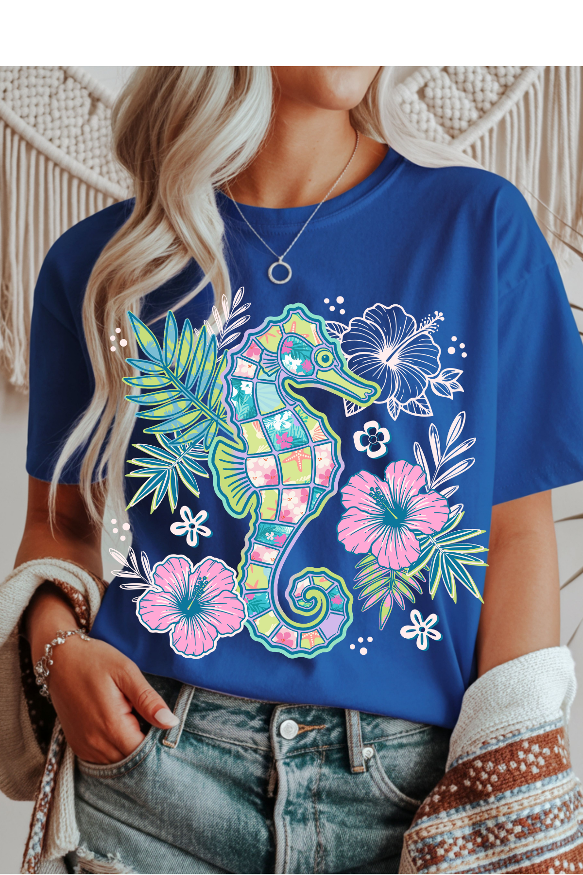 (5-18-26)Floral Seahorse Graphic Tee