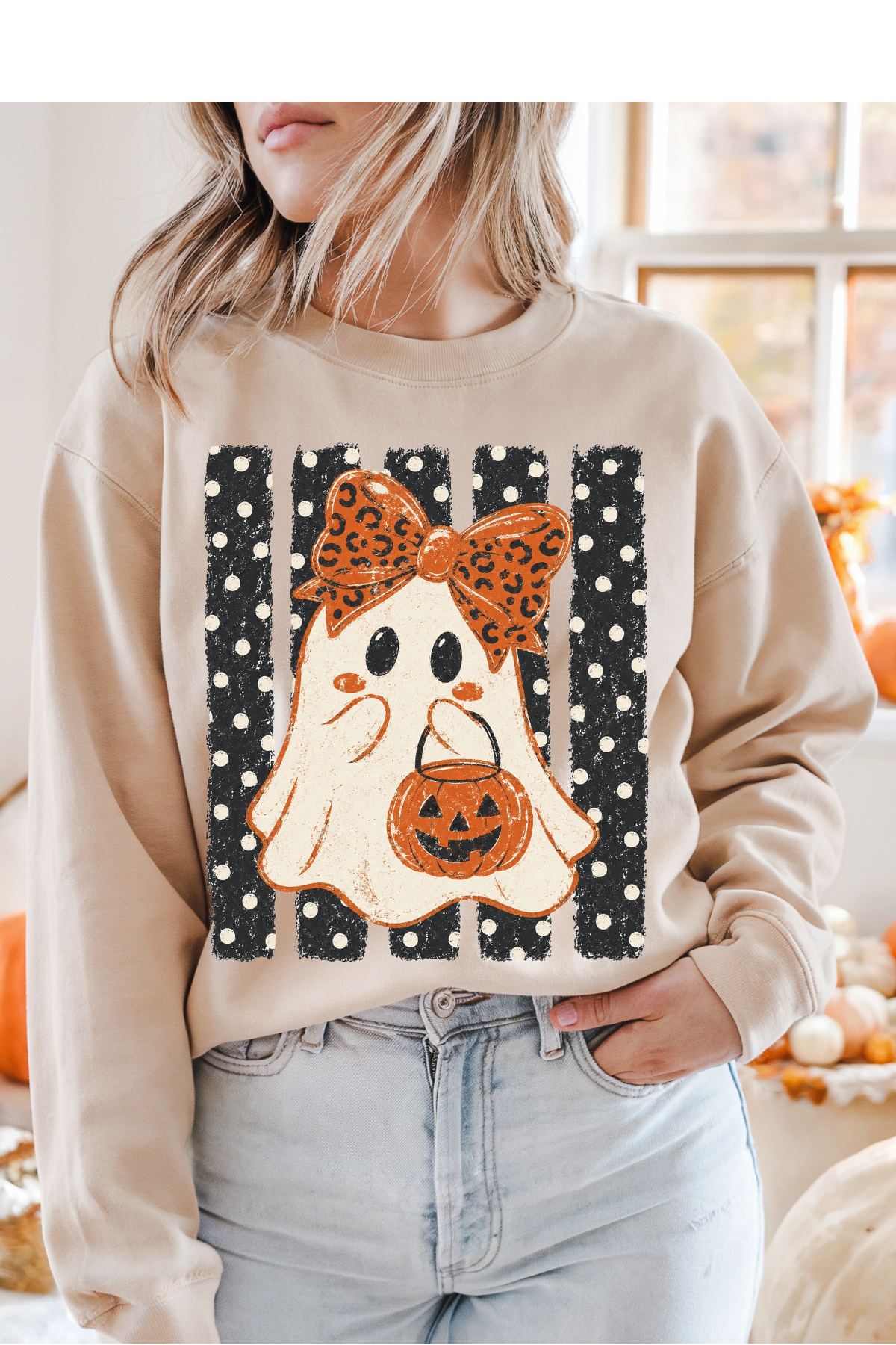 (8-31-26)Bow Ghost Graphic Tee