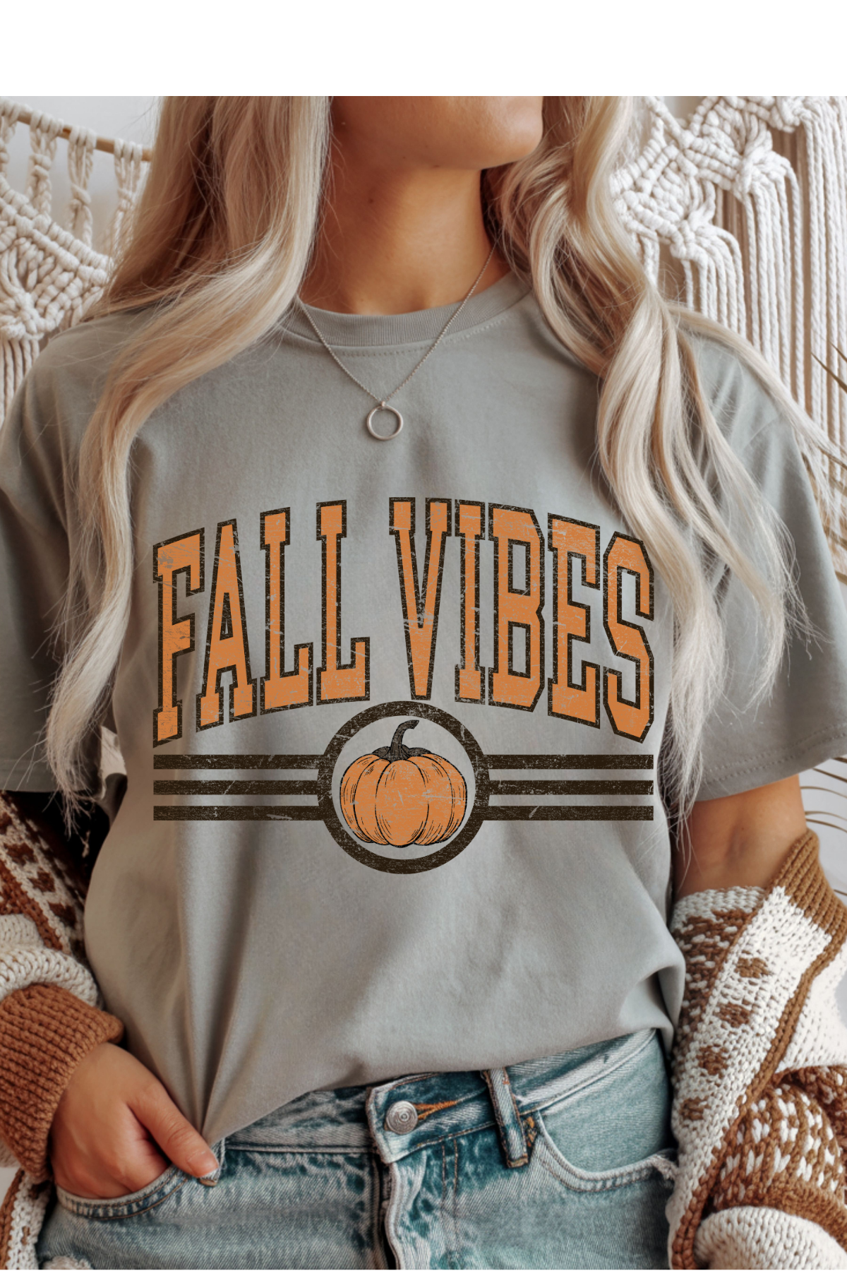(8-17-26)Fall Vibes Graphic Tee