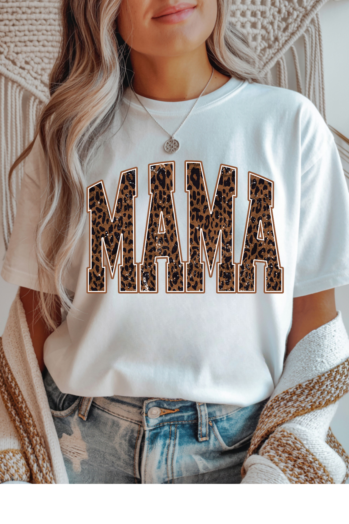 (8-10-26)Leopard Mama Graphic Tee