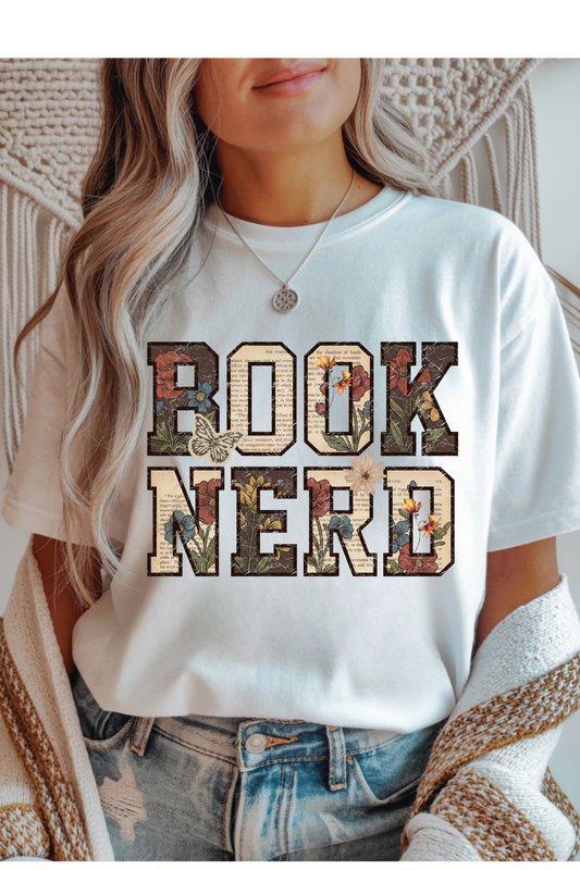 (8-24-26)Book Nerd Graphic Tee