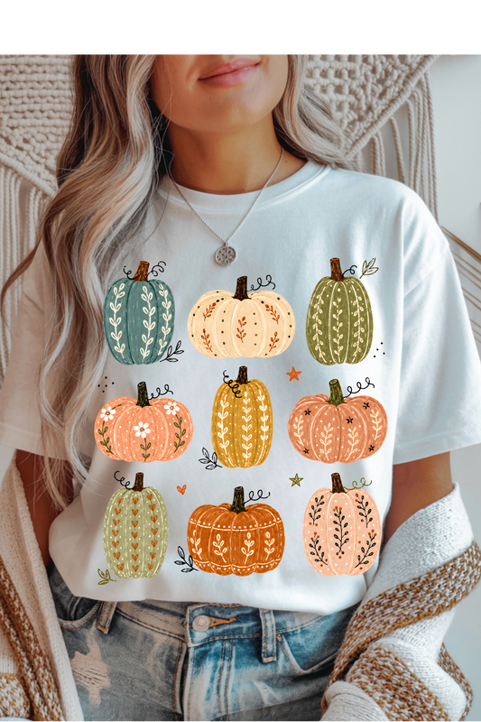 (9-21-26)Cute Pumpkins Graphic Tee