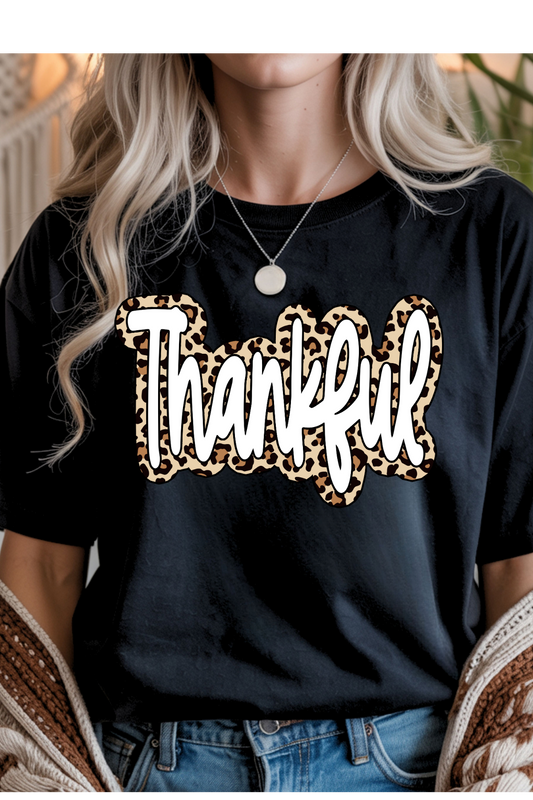 (10-12-26)Thankful Graphic Tee