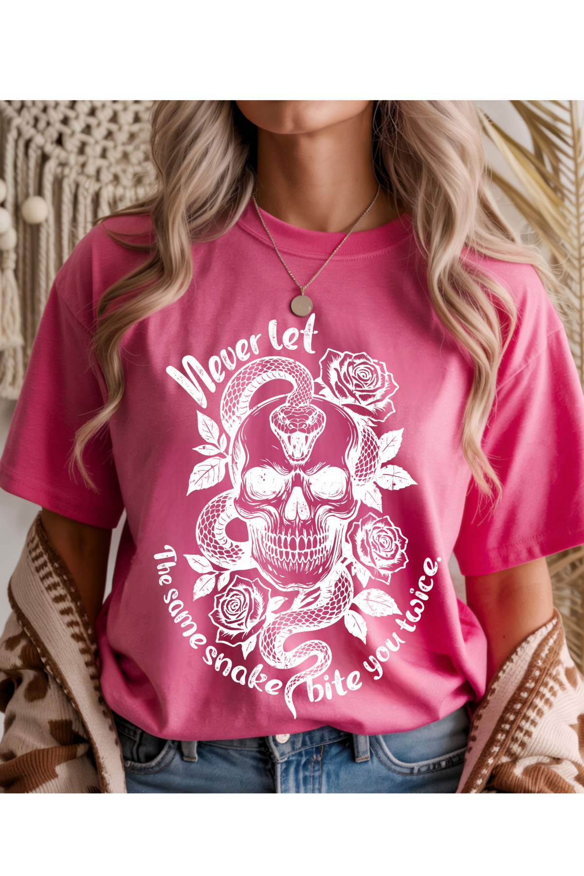 (5-18-26)Bite You Twice Graphic Tee